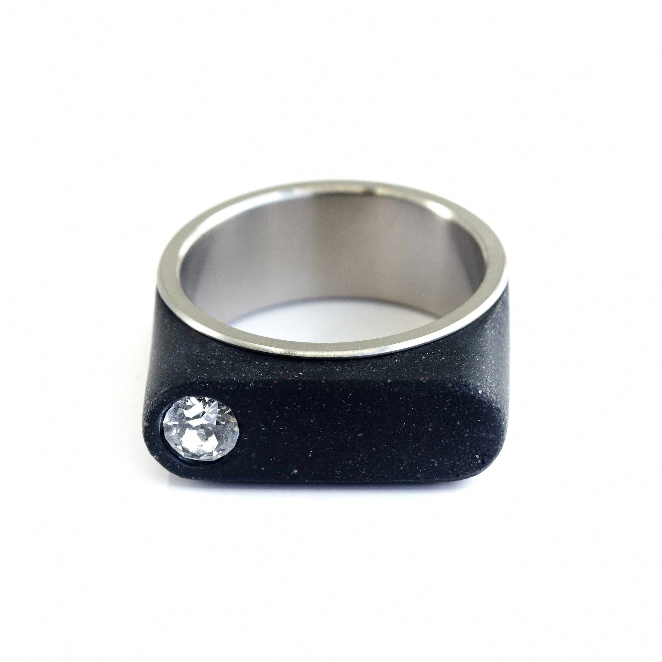 RING NEO BLACK + CRYSTAL